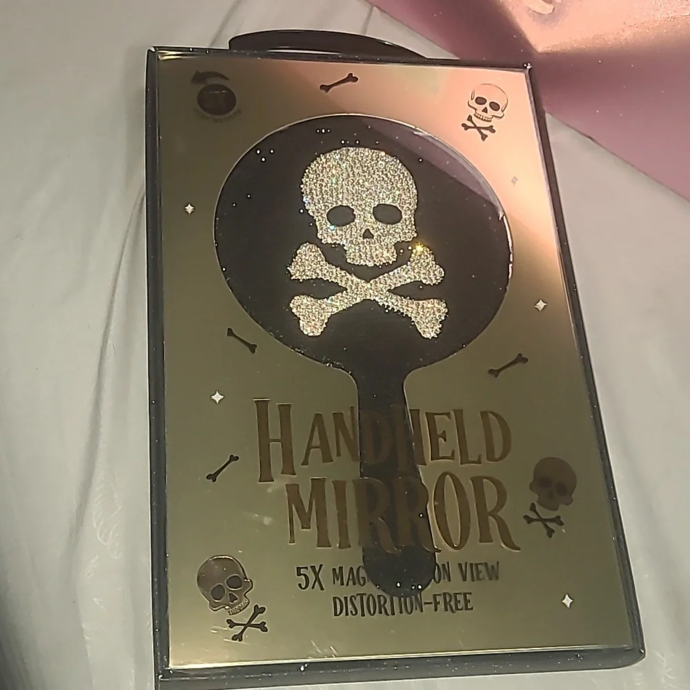 Handheld Mirror